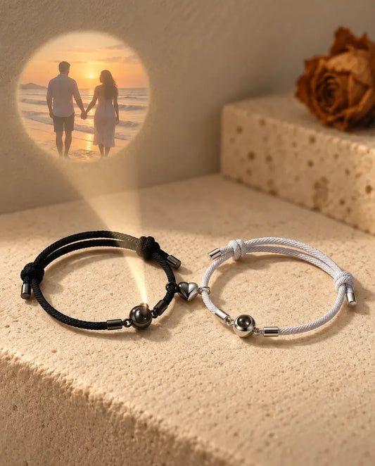 Armband för Par med Bild Inuti - projicerar det dolda fotot på väggen