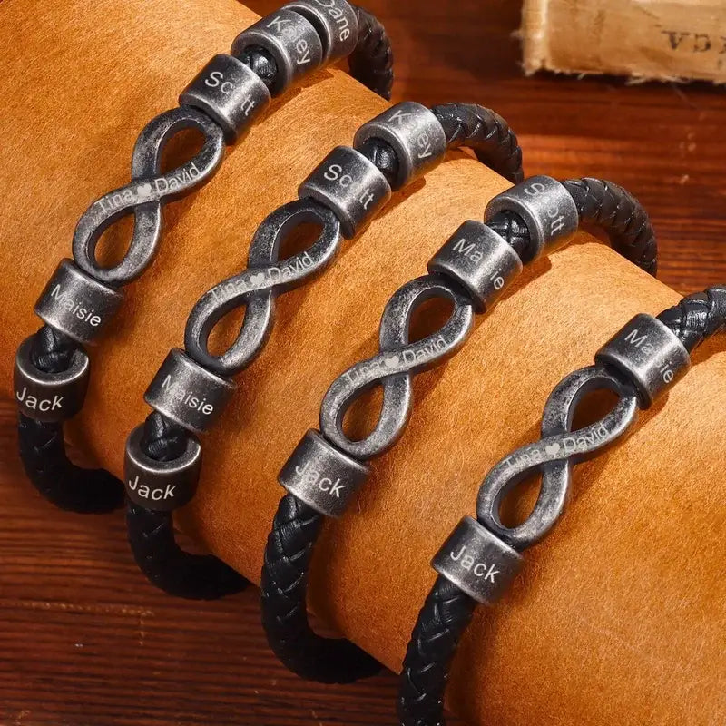 Graverat Armband Herr – Infinitysymbol i Stål på Svart Läder