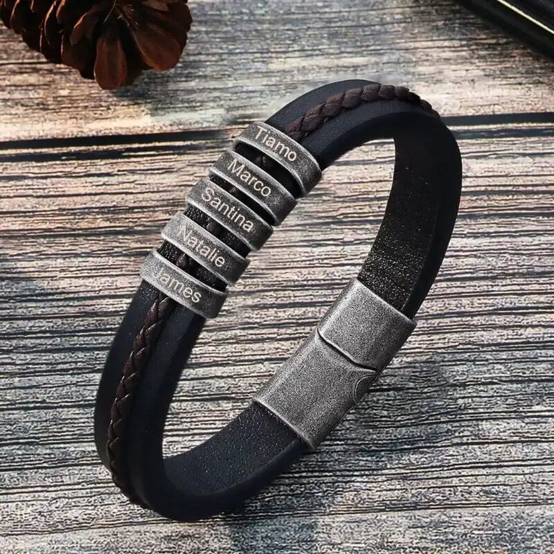Läderarmband Herr med Graverade Namnpärlor – Svart Läder och Polerat Stål