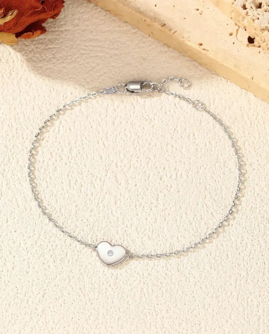 Armband med hjärthänge i moissanit – 925 sterlingsilver, sten i färg D på smal länkkedja
