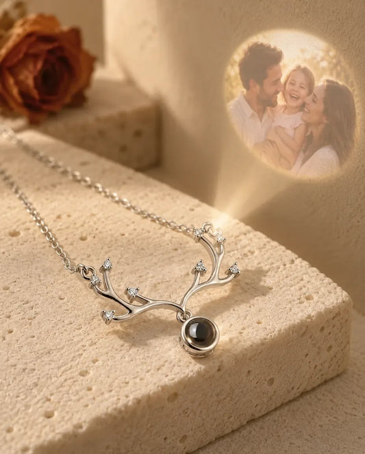 Halsband med Bild Inuti - projicerar det dolda fotot på väggen