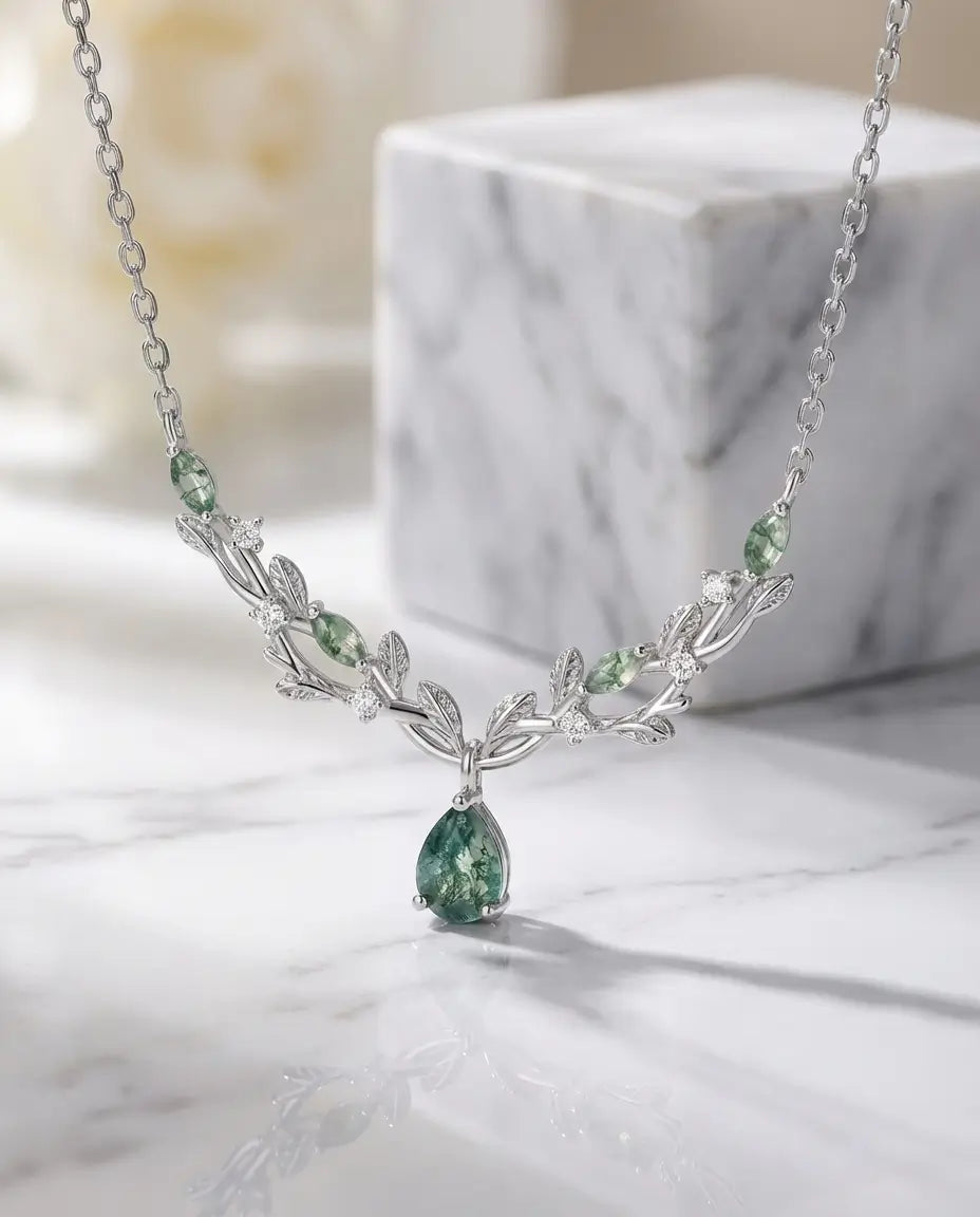 Moss Agate Halsband – Päronslipad Sten på Ranka, Vitguldpläterat 925 Sterling Silver, Gåva till Henne