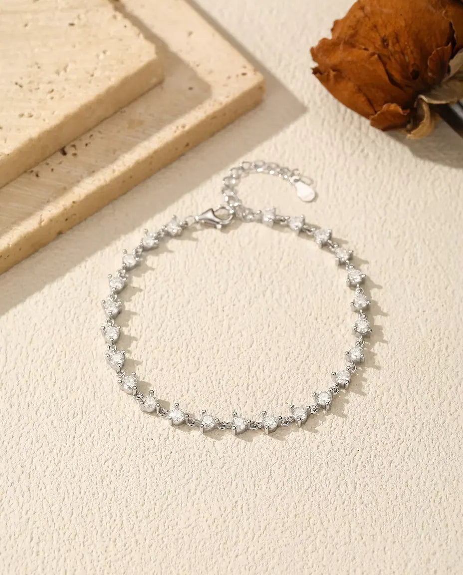 Moissanit armband - 24 runda stenar i färg D fattade en och en, 925 silver, 16 cm med förlängning