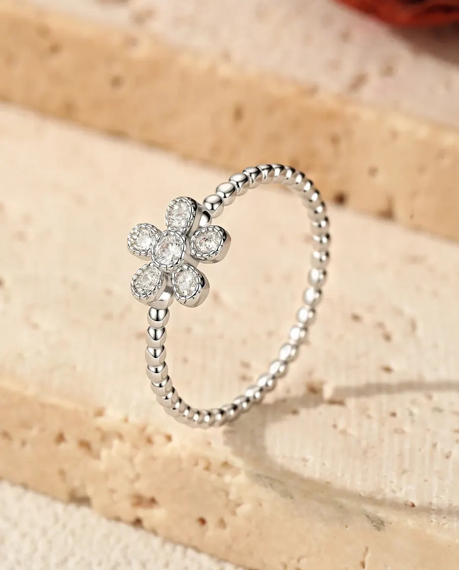 Moissanite Ring Blomma i Pavé – 5 Stenar på Kulskena av 925 Sterling Silver