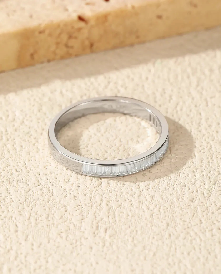 Moissanite Ring Evighetsring Baguette – Kanalfattning i 925 Sterling Silver