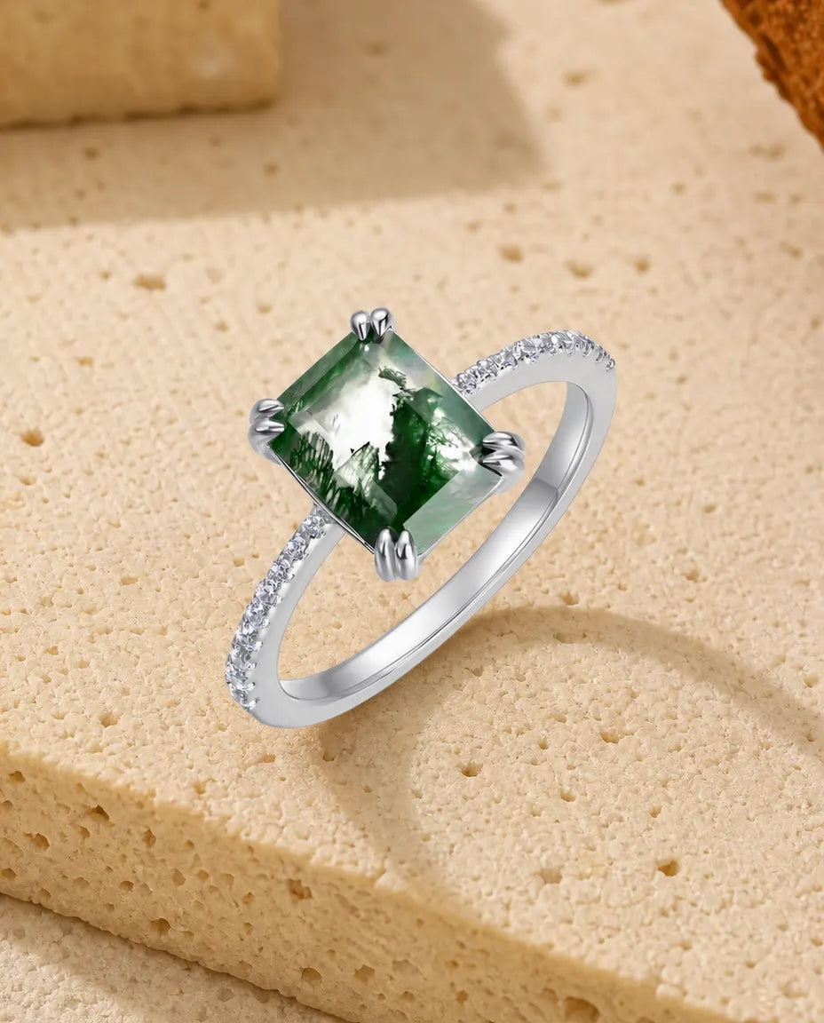Moss Agate Ring – Smaragdslipad Sten med Pavéaxlar och Dubbla Klor, 925 Sterling Silver, Gåva till Henne