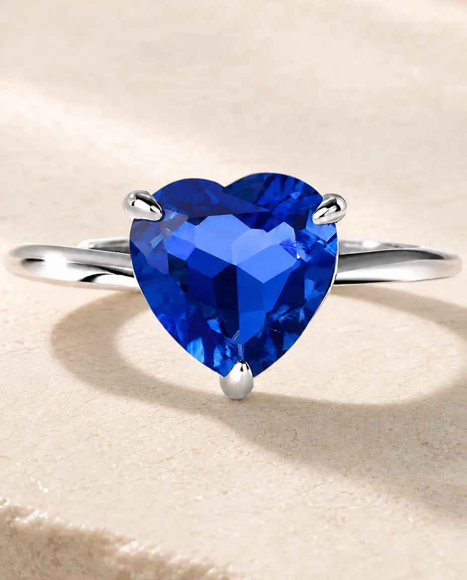 Safirring Solitär – Hjärtslipad Labbskapad Blå Safir, Justerbar Öppen Ring i 925 Sterling Silver
