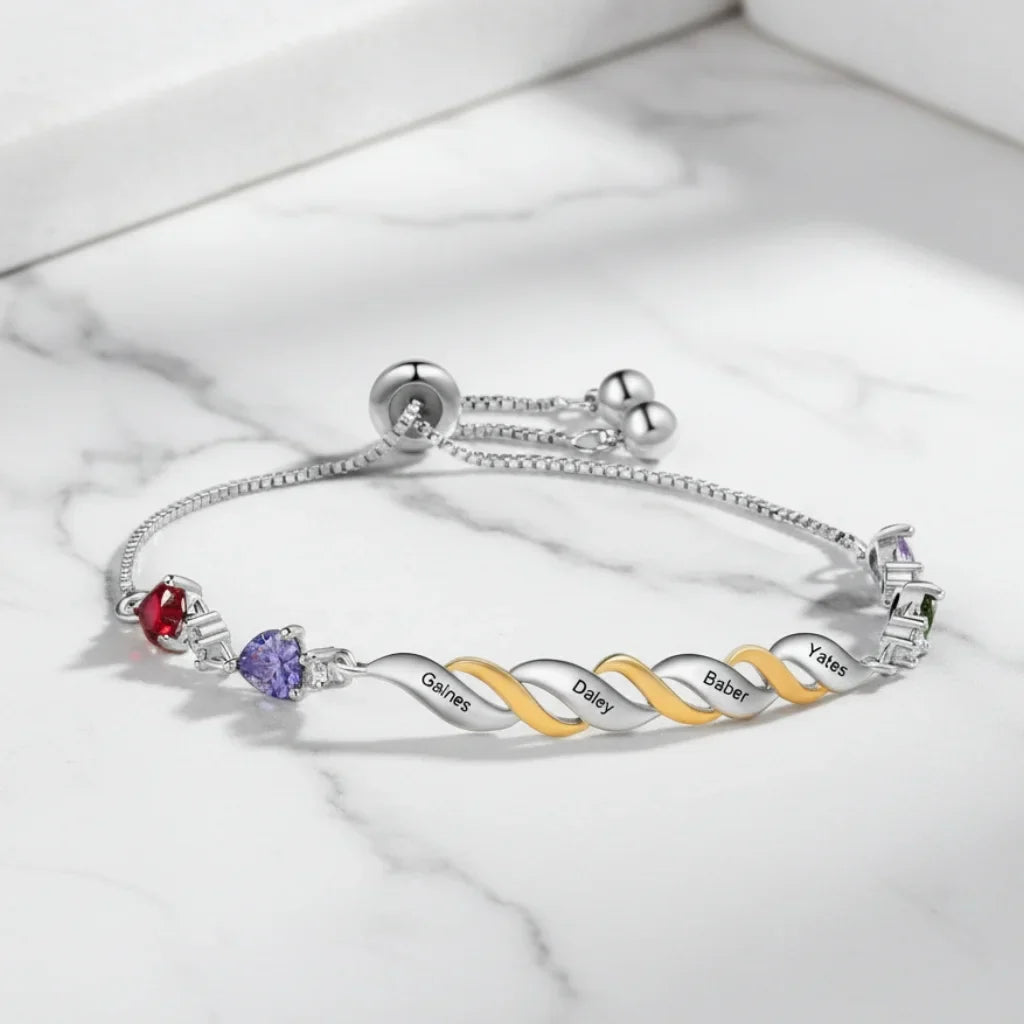 Graverat Armband till Mamma – 2–4 Hjärtformade Månadsstenar