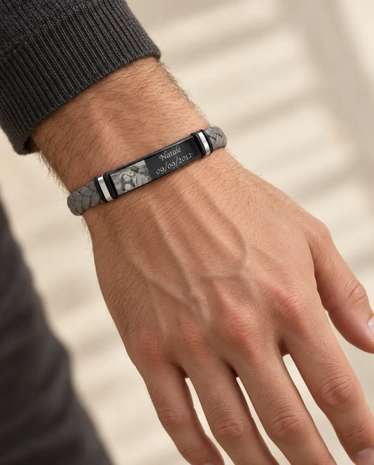 Armband Herr med Bild - buren av en modell