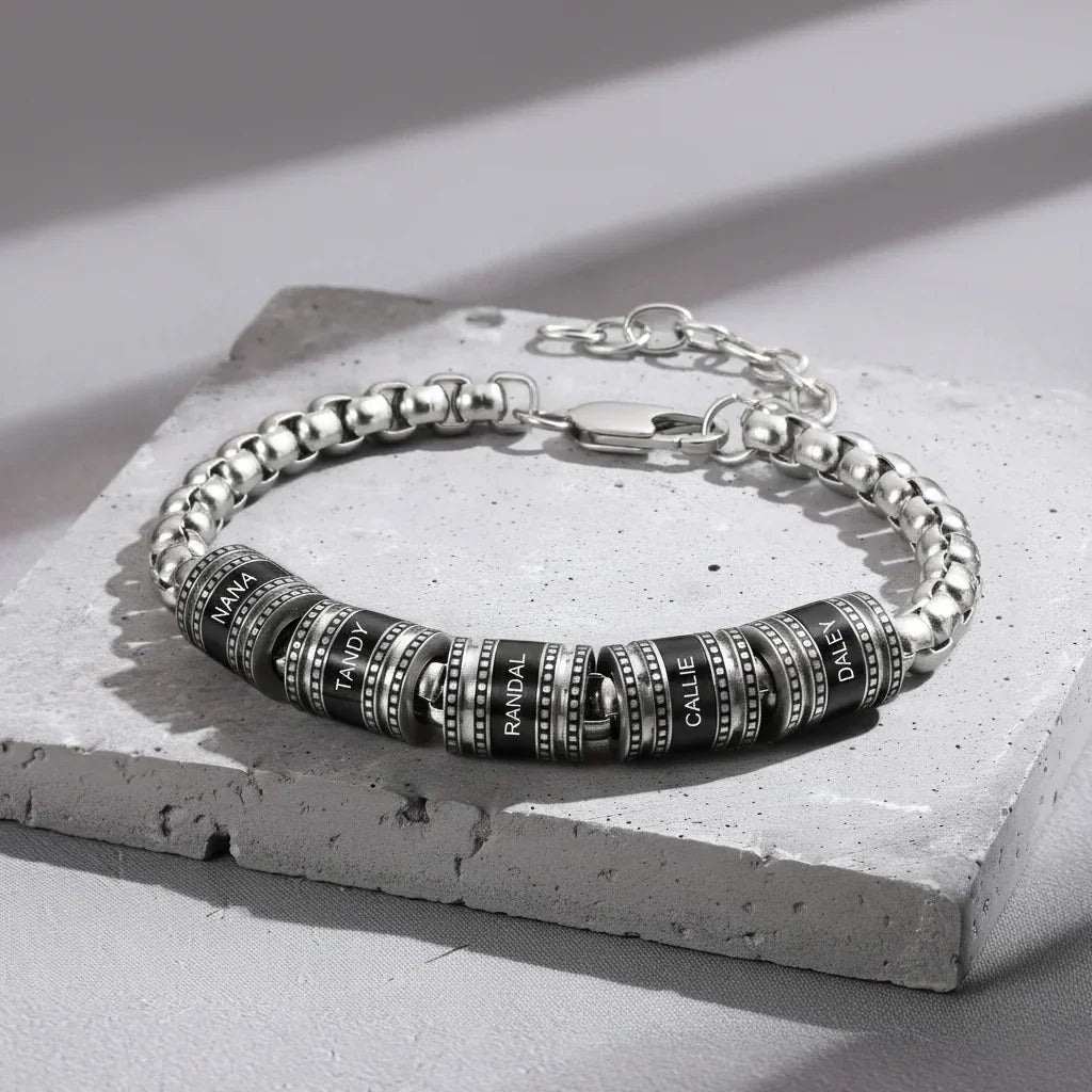 Graverat Armband Herr – Upp till 5 Namnpärlor i Rostfritt Stål