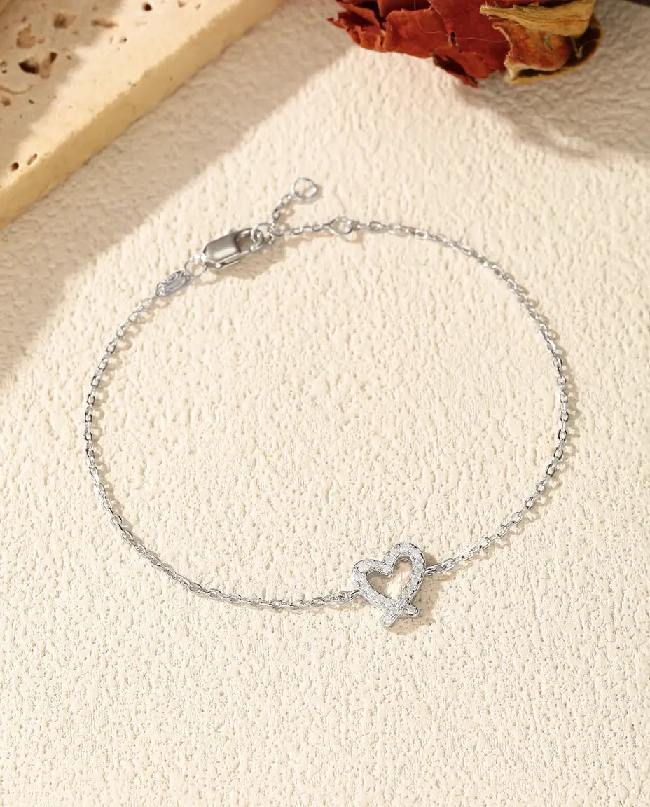 Armband med öppet hjärta i moissanit – 925 sterlingsilver, oregelbundet hjärta på smal kedja