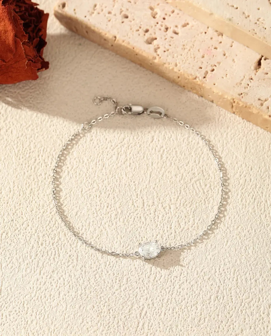 Armband med ovalslipad moissanit – 1 ct i färg D, 925 sterlingsilver på smal länkkedja