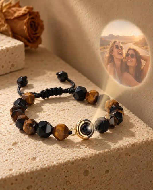 Armband med Bild Inuti - projicerar det dolda fotot på väggen