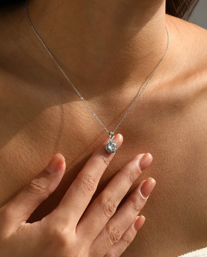 Åttkantigt Halo Halsband - zirkonia i trappslipning omgiven av pavé, kedja 40+5 cm, 925 sterlingsilver