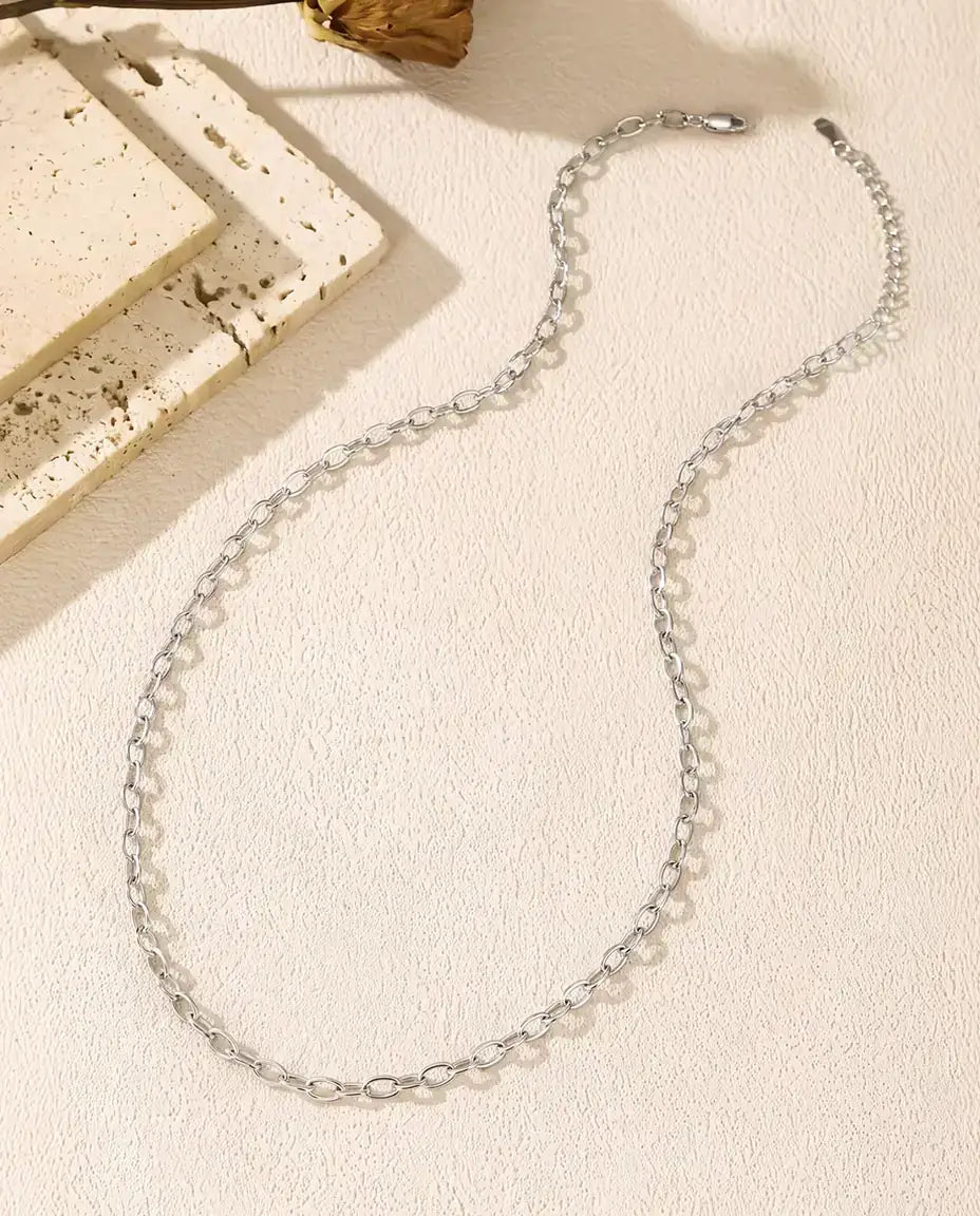 Halsband med Ankarkedja i 925 Sterlingsilver - liggande med hela kedjan, låset och förlängningen