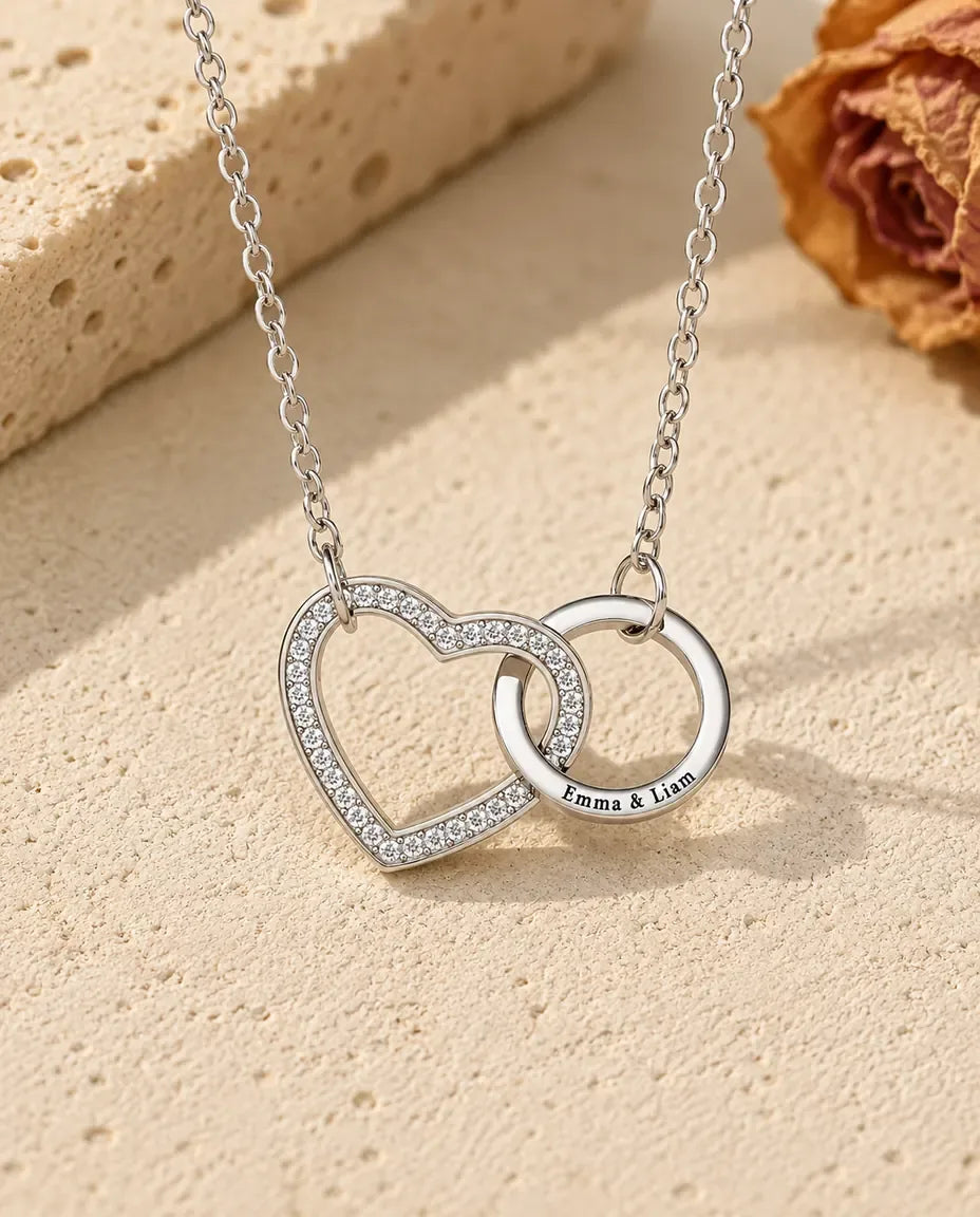 Graverat Halsband - framifrån i silver