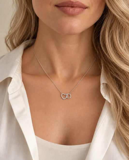Graverat Halsband - buren av en modell