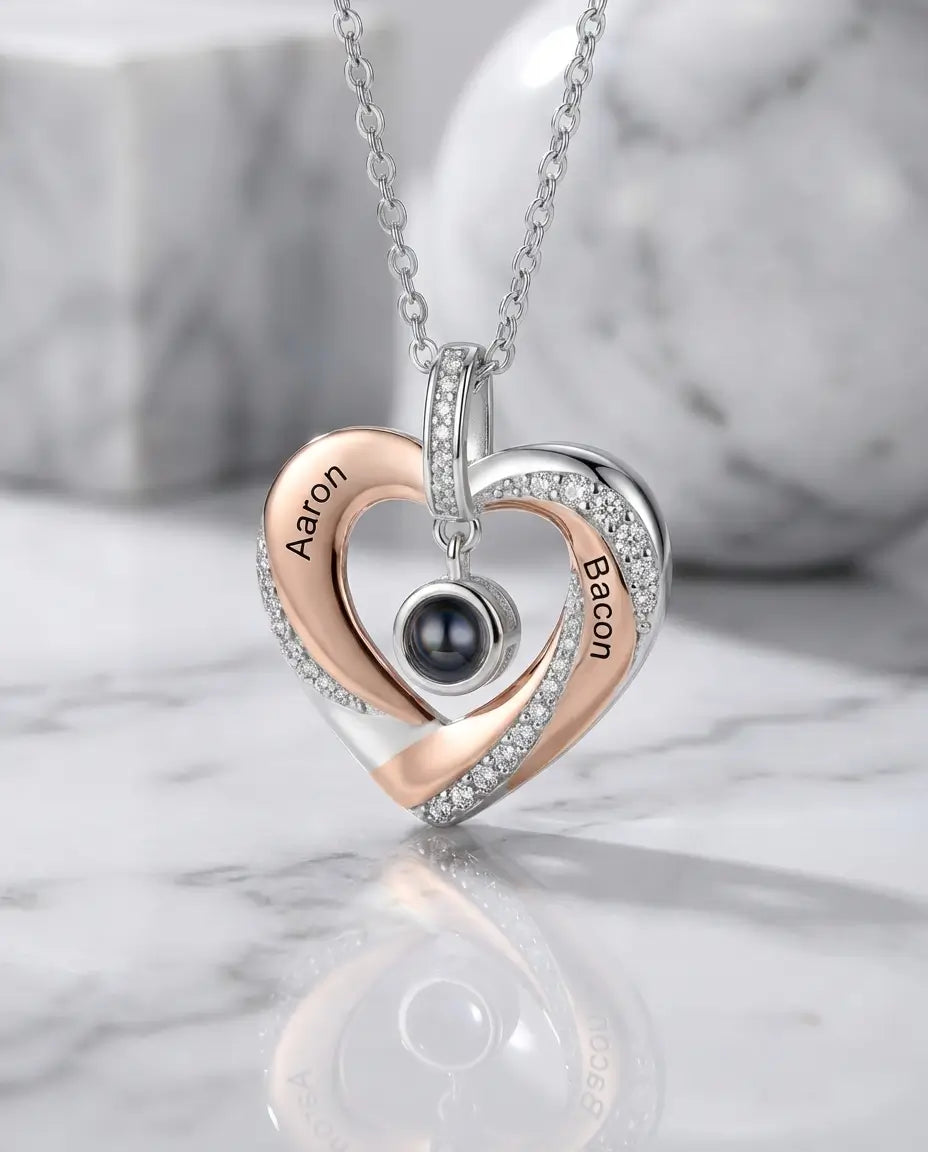 Halsband med Bild Inuti – Hjärta med 2 Graverade Namn, 925 Sterling Silver