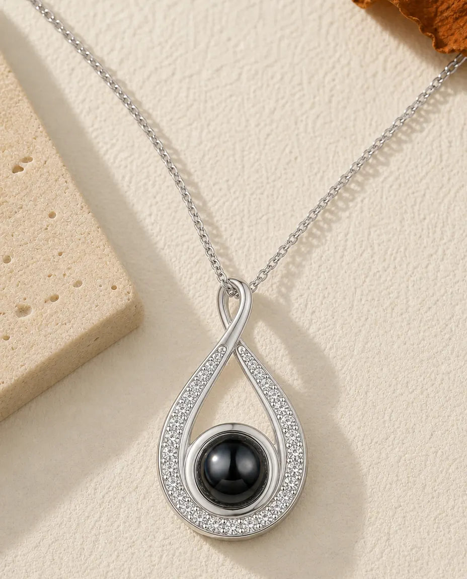 Halsband med Bild Inuti – Droppe med Zirkonia i Silverton