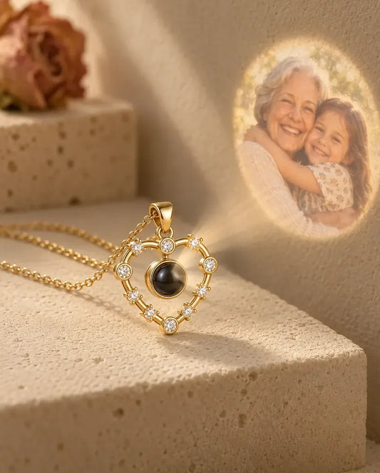 Halsband med Bild Inuti - projicerar det dolda fotot på väggen