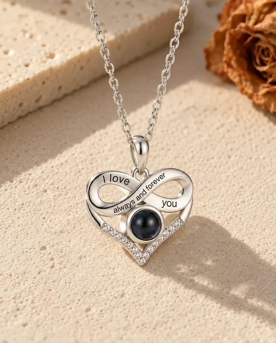 Halsband med Bild Inuti - framifrån i silver