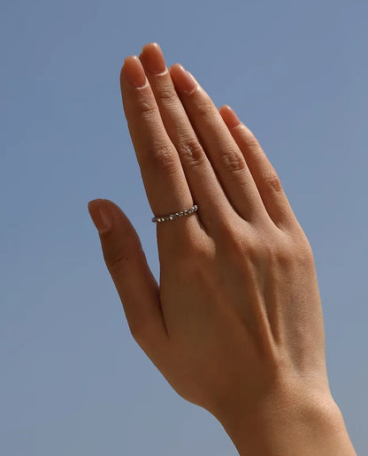 Justerbar Ring med Fasettslipade Kulor - band av 2,5 mm kulor, storlek US 6 till 9, 925 sterlingsilver