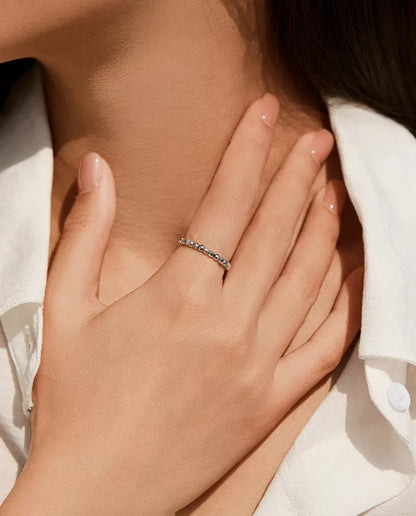 Justerbar Ring med Fasettslipade Kulor - band av 2,5 mm kulor, storlek US 6 till 9, 925 sterlingsilver