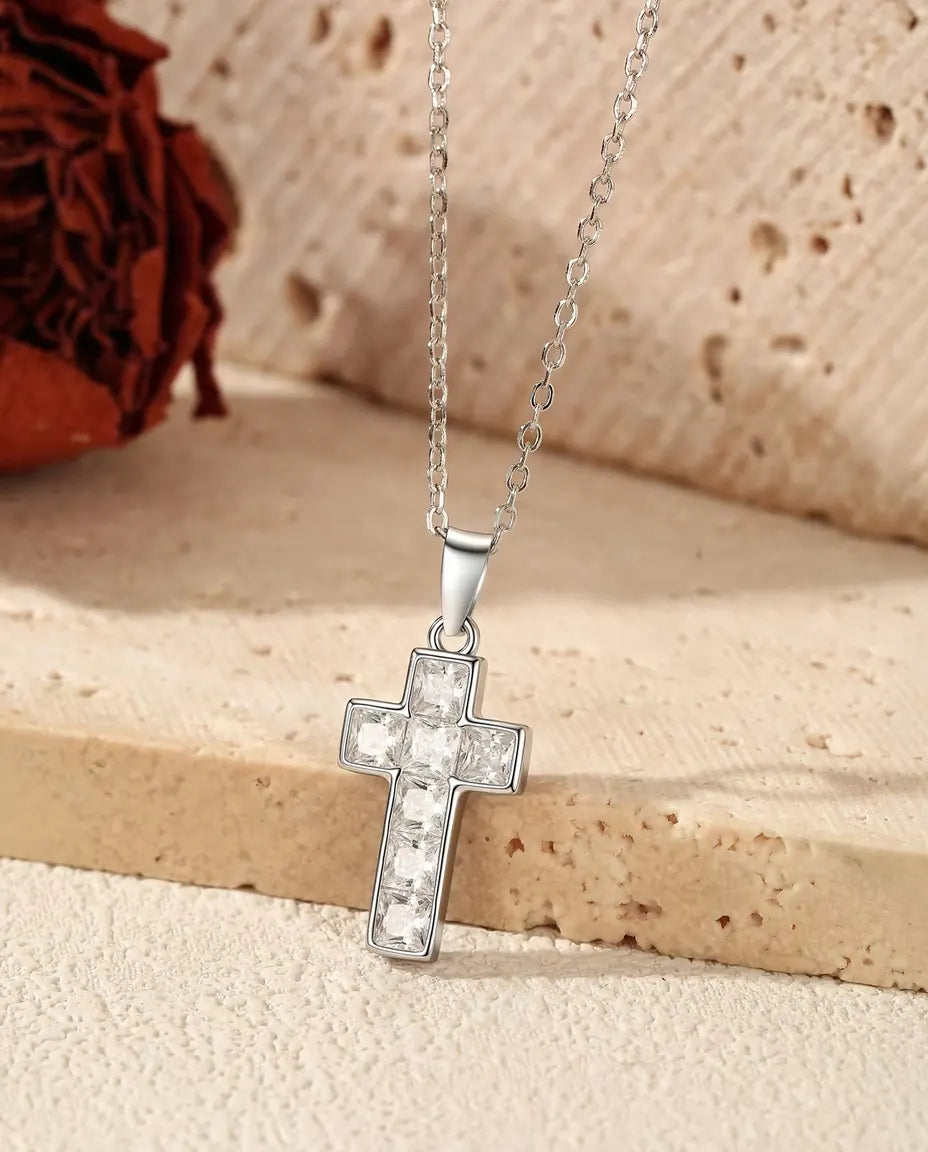Korshalsband med Pavé - hänge 10 x 17 mm med fast ögla, fin ankarkedja 40+5 cm i sterlingsilver 925, 2,90 g