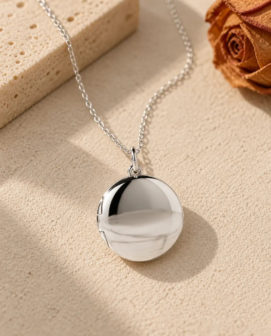 Medaljong Halsband med Bild - framifrån i silver
