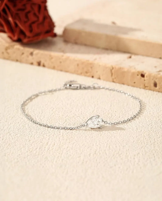 Moissanite Armband Droppslipad - 0,80 ct färg D, 5 x 7 mm, fin ankarkedja 16+3 cm i sterlingsilver 925