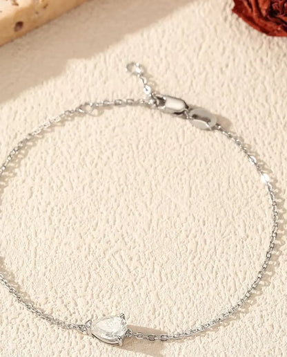 Moissanite Armband Droppslipad - 0,80 ct färg D, 5 x 7 mm, fin ankarkedja 16+3 cm i sterlingsilver 925