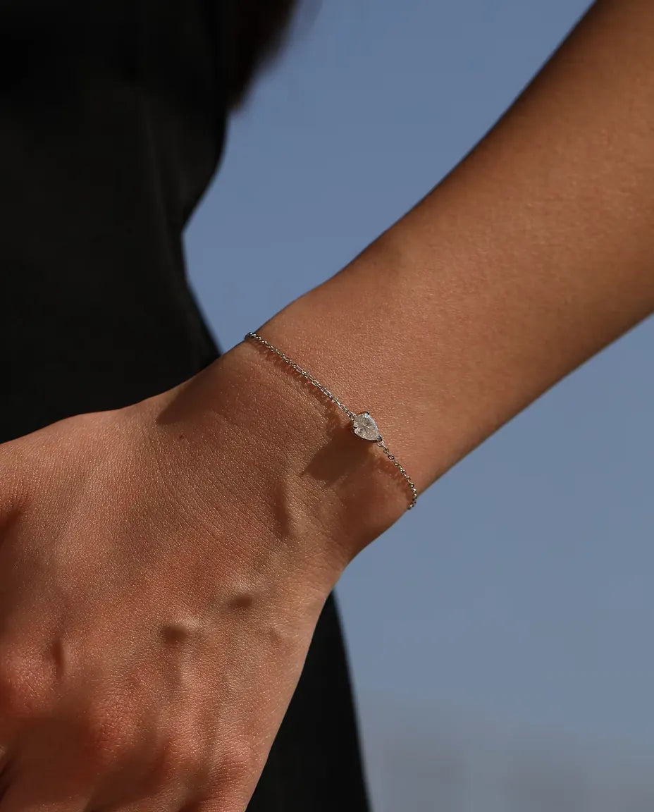 Moissanite Armband Droppslipad - 0,80 ct färg D, 5 x 7 mm, fin ankarkedja 16+3 cm i sterlingsilver 925