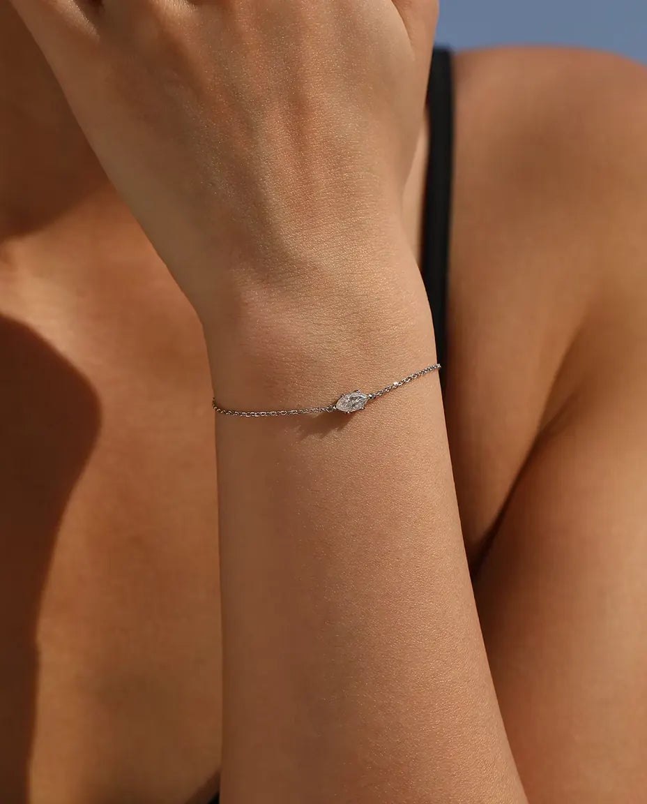 Moissanite Armband Marquiseslipad - 0,50 ct färg D, 4 x 8 mm, fin ankarkedja 16+3 cm i sterlingsilver 925