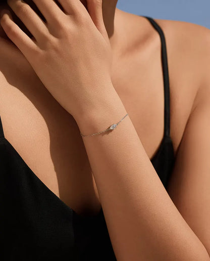 Moissanite Armband Marquiseslipad - 0,50 ct färg D, 4 x 8 mm, fin ankarkedja 16+3 cm i sterlingsilver 925