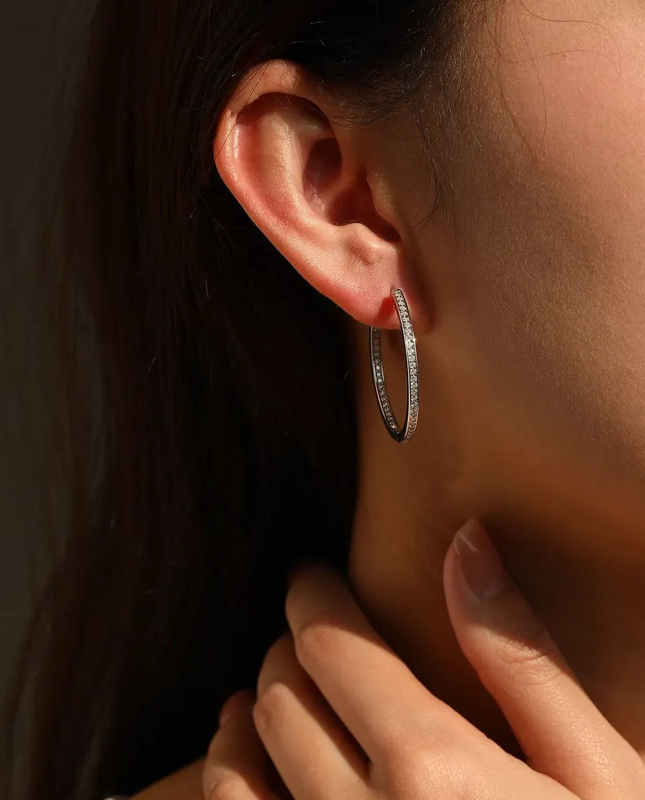 Moissanite Creoler 32 mm - 110 stenar infattade på insidan, 0,88 ct färg D, 925 sterlingsilver