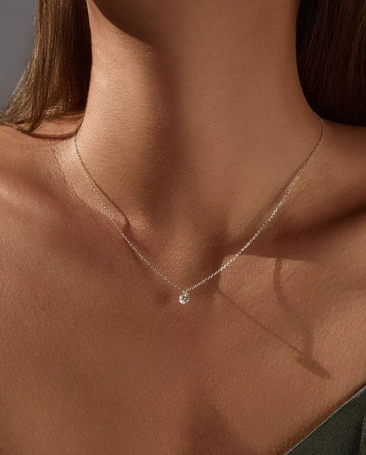 Moissanite Halsband i 925 Sterlingsilver – Solitärhänge i Briljantslipning, 0,1, 0,3 eller 0,5 Karat, Tunt Halsband för Vardagen