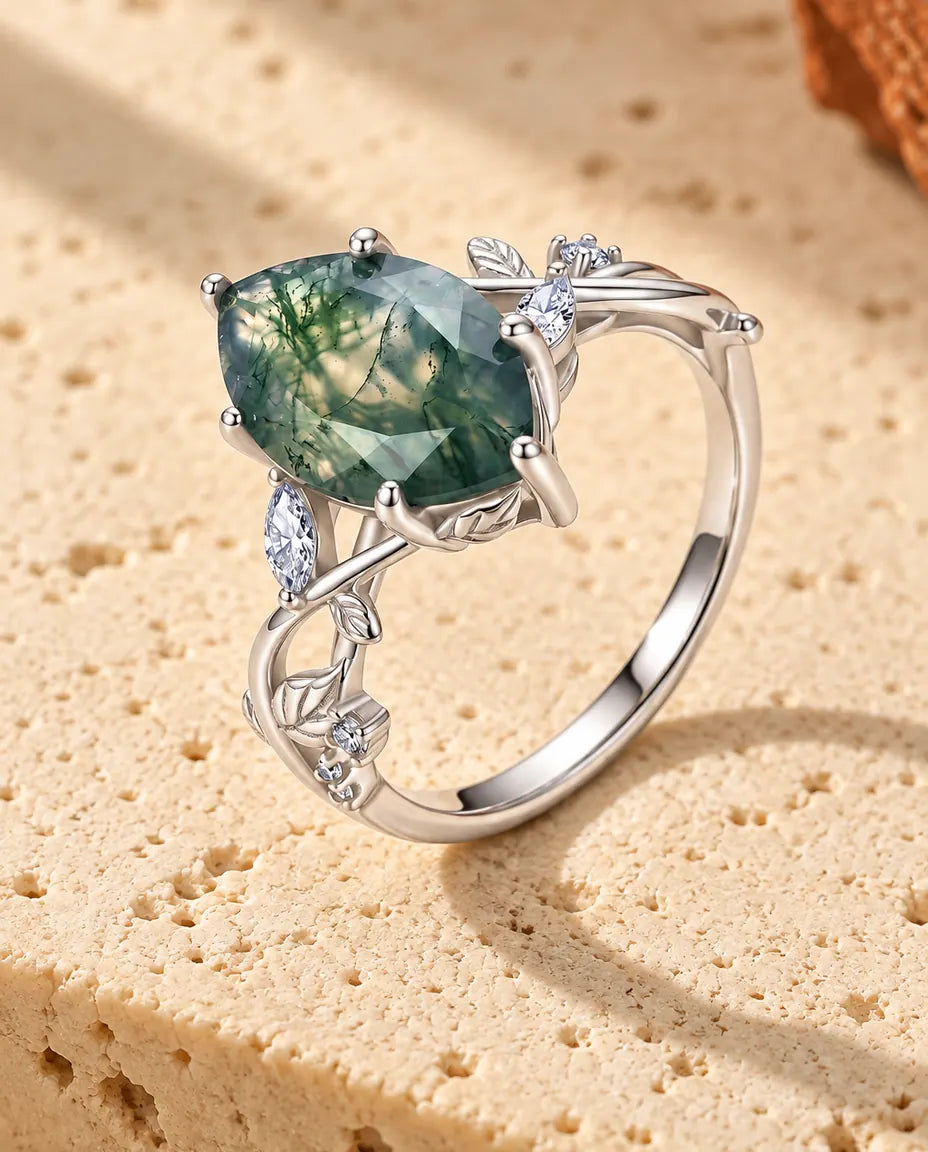 Moss Agate Ring – Mossagat i Marquiseslipning på Silverrankor med Blad och Zirkonia, Förlovningsring i 925 Sterlingsilver med Naturkänsla
