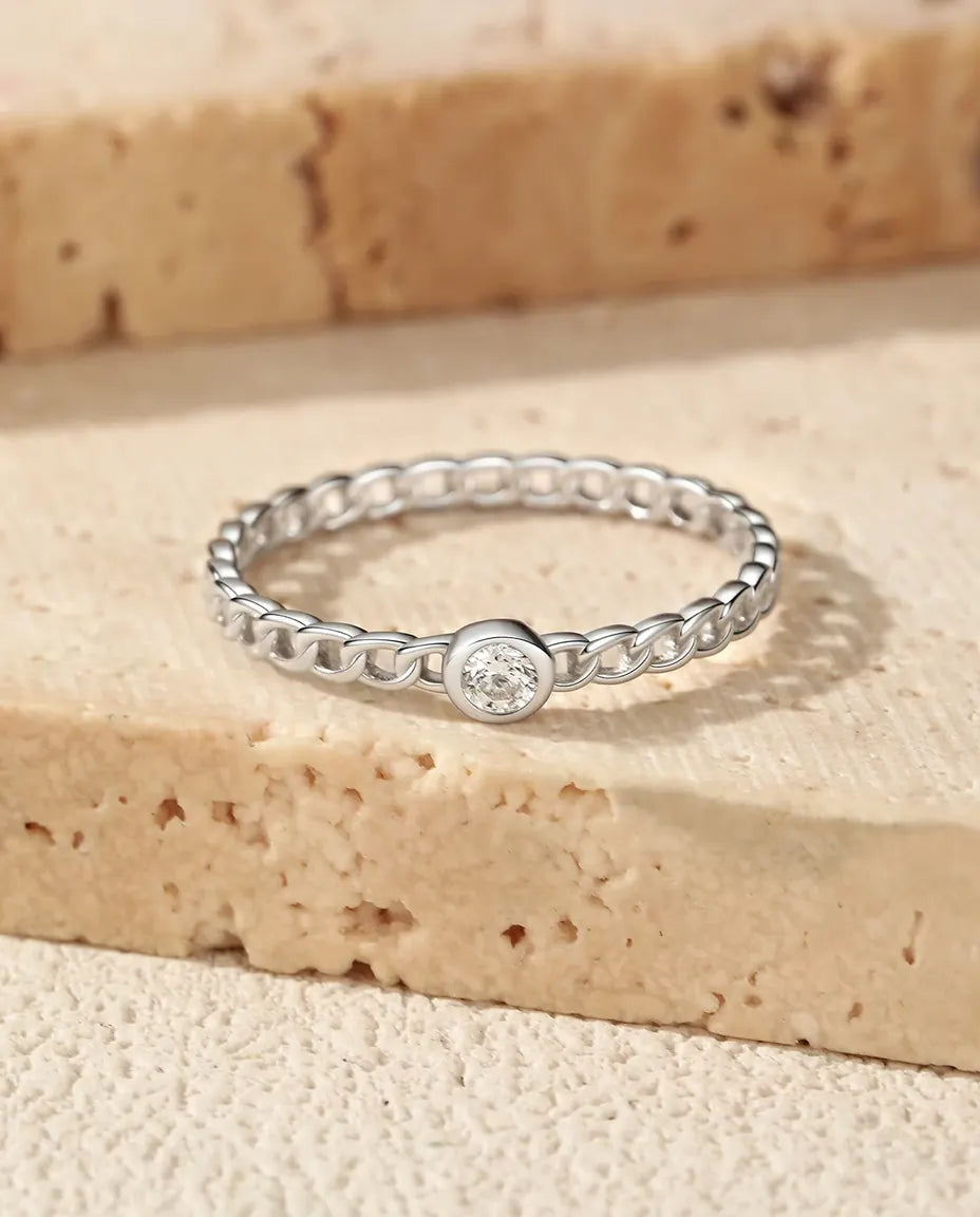 Moissanite Ring – Pansarlänk i 925 Sterling Silver med Sten i Slät Infattning, Stapelbar Vardagsring