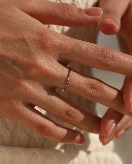 Moissanite Ring Tunn Marquise – Stapelbar Minimalistisk Ring i 925 Sterling Silver