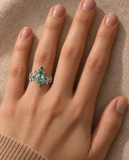 Moss Agate Ring - buren på handen