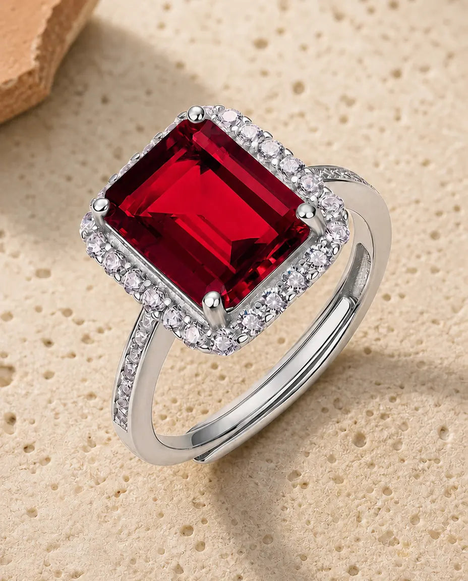 Rubinring Halo – Oktagonslipad Labbskapad Rubin 8×10 mm, Justerbar Öppen Ring i 925 Sterling Silver