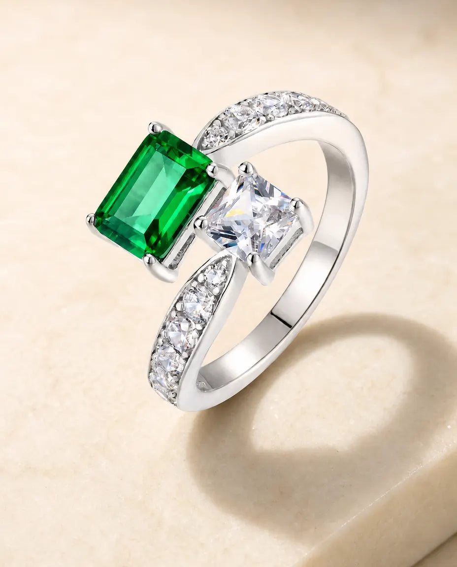 Smaragdring – Toi et Moi med Fyrkantig Labbodlad Smaragd, Justerbar Ring i 925 Sterling Silver