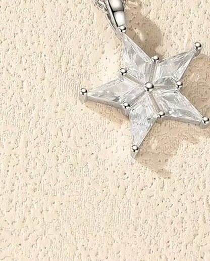 Stjärnhalsband med Zirkonia - stjärna av fem stenar i drakslipning, 18 mm, kedja 40+5 cm, 925 silver